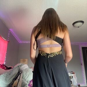 Have not had a chance to actually wear lost the tag so couldn’t return